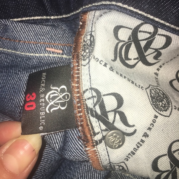 Rock & Republic Size 30 Dark Denim Blue Jeans with Rhinestones. - Picture 11 of 14